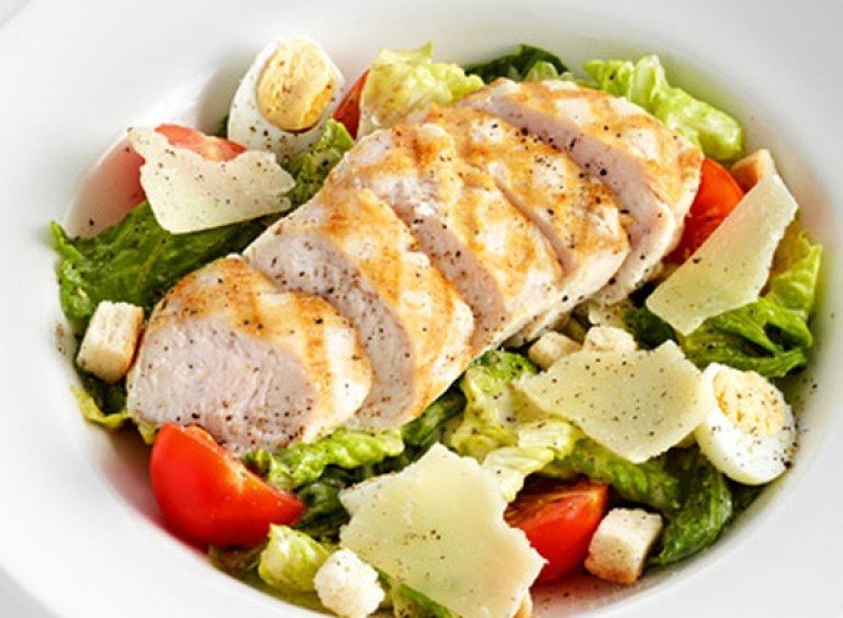 Цезарь с курицей